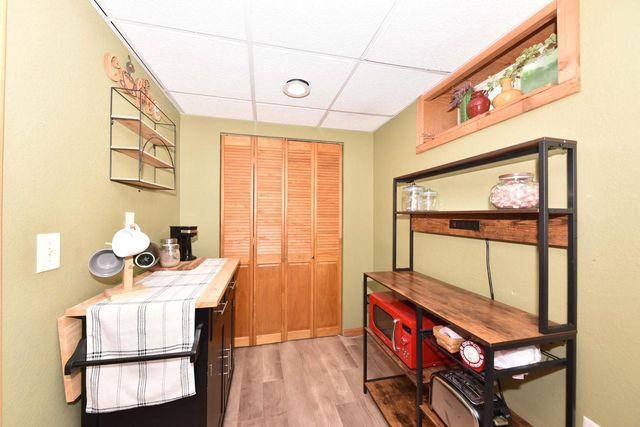 1300 Goldcrest COURT, West Bend, WI 53095