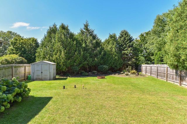 1300 Goldcrest COURT, West Bend, WI 53095