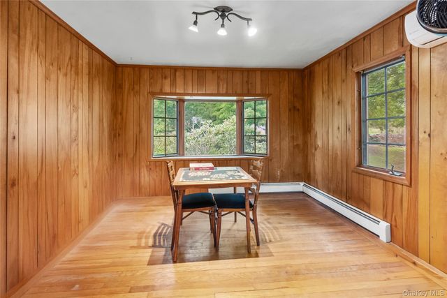 28 Beaverbrook Road, New Windsor, NY 12553