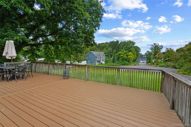 28 Beaverbrook Road, New Windsor, NY 12553