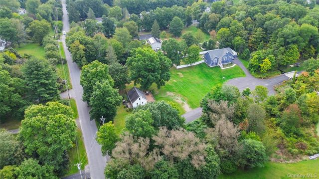 28 Beaverbrook Road, New Windsor, NY 12553
