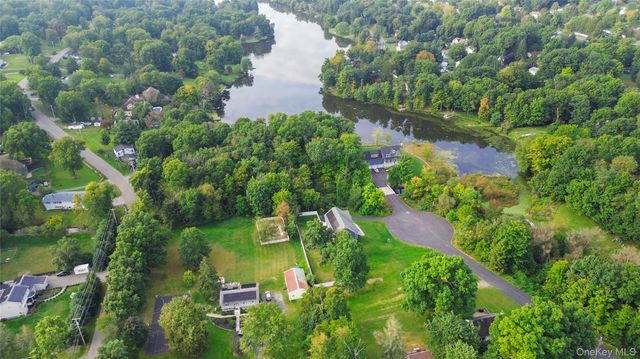 28 Beaverbrook Road, New Windsor, NY 12553