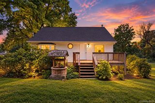 28 Beaverbrook Road, New Windsor, NY 12553