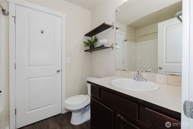 3675 Halsey Lane, Bremerton, WA 98310