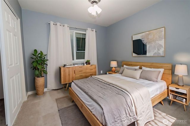 3675 Halsey Lane, Bremerton, WA 98310