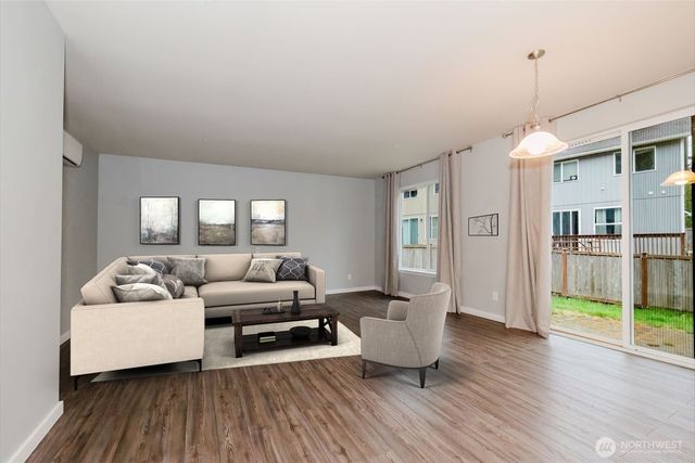 3675 Halsey Lane, Bremerton, WA 98310