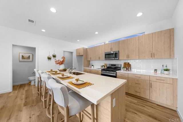 2250 Calle Chanate, Paradise Hills, CA 92139