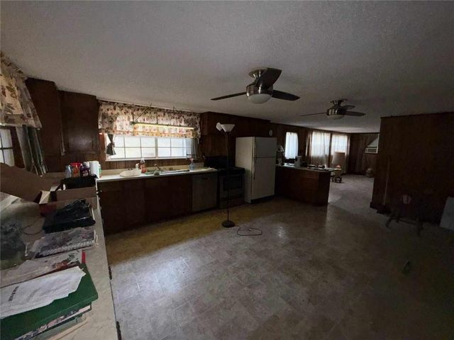 6771 Taylor Avenue, Irvington, AL 36544