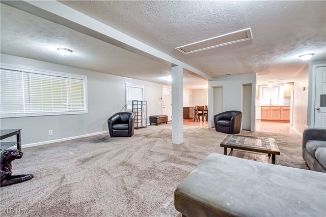 37309 Sharpe Avenue, Willoughby, OH 44094