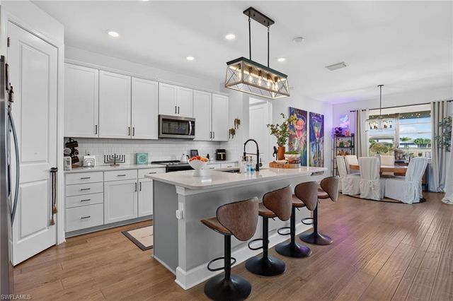 19605 Utopia LN, Estero, FL 33928