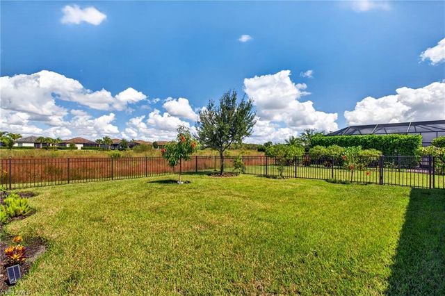 19605 Utopia LN, Estero, FL 33928