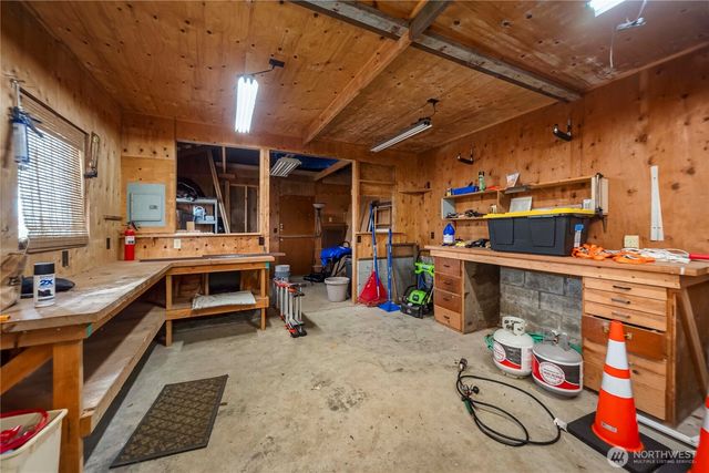 14103 E State Route 106, Belfair, WA 98528