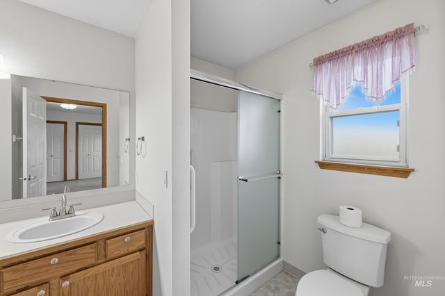 1100 Burnett Drive 228 A, Nampa, ID 83651