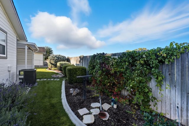 1100 Burnett Drive 228 A, Nampa, ID 83651