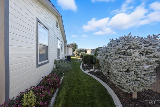 1100 Burnett Drive 228 A, Nampa, ID 83651