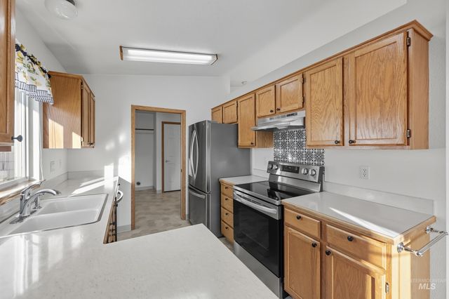 1100 Burnett Drive 228 A, Nampa, ID 83651