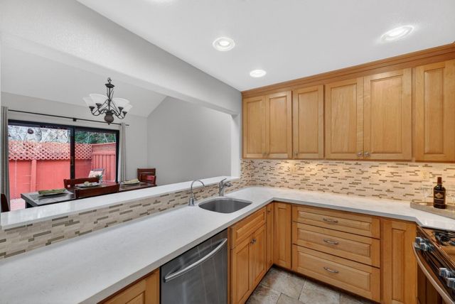 3015 Arlington Drive, Aptos, CA 95003