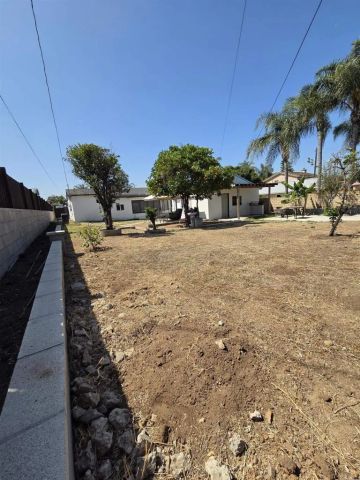 5862 Schuyler St, San Diego, CA 92139