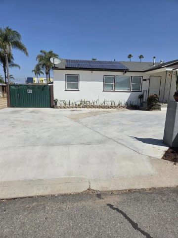 5862 Schuyler St, San Diego, CA 92139