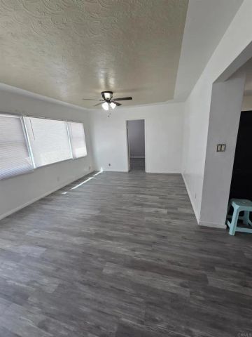 5862 Schuyler St, San Diego, CA 92139