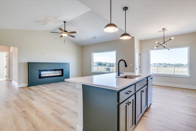 1017 Long Path St, Goddard, KS 67052