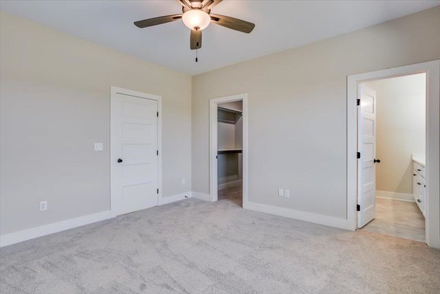 1017 Long Path St, Goddard, KS 67052