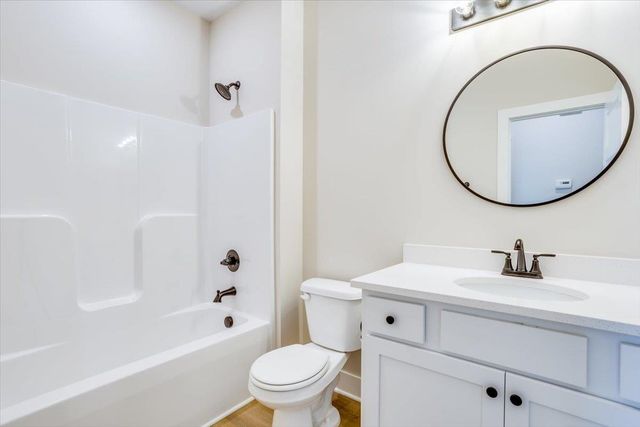 1017 Long Path St, Goddard, KS 67052