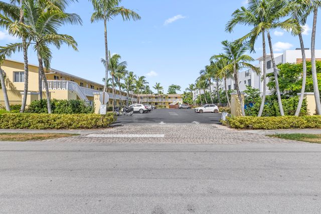 2655 NE 8th Avenue 106, Wilton Manors, FL 33334
