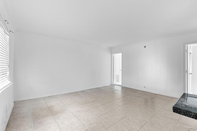 2655 NE 8th Avenue 106, Wilton Manors, FL 33334