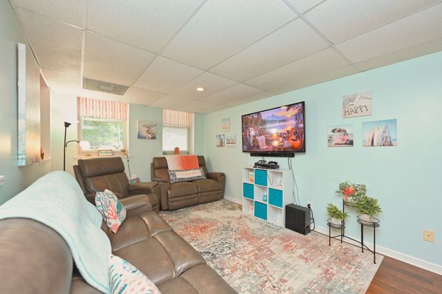 307 Dorris Ct, Hendersonville, TN 37075