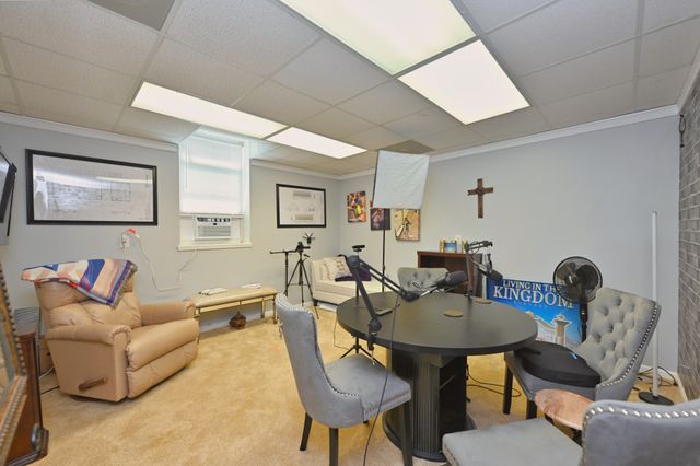 307 Dorris Ct, Hendersonville, TN 37075