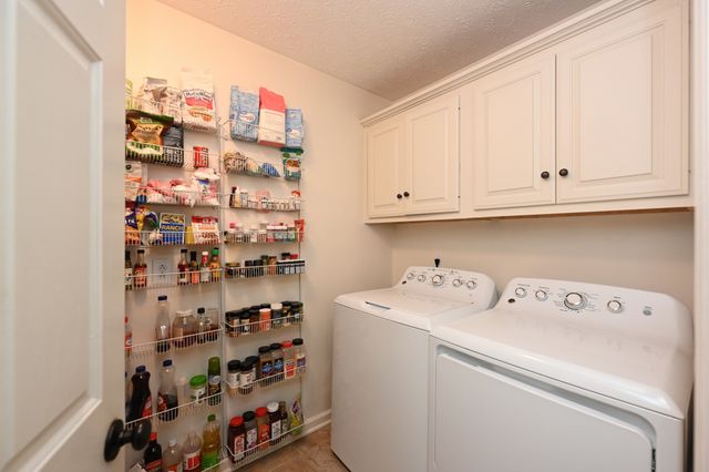 307 Dorris Ct, Hendersonville, TN 37075