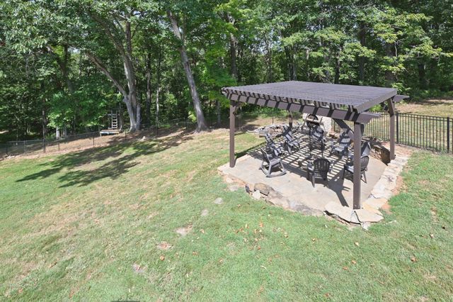 307 Dorris Ct, Hendersonville, TN 37075