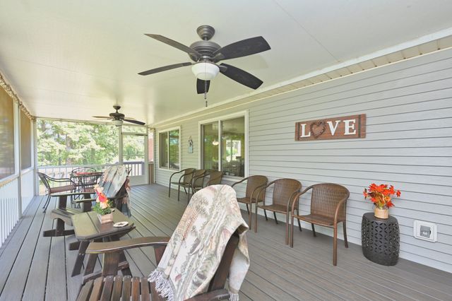 307 Dorris Ct, Hendersonville, TN 37075