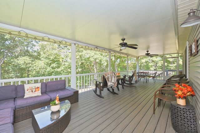 307 Dorris Ct, Hendersonville, TN 37075