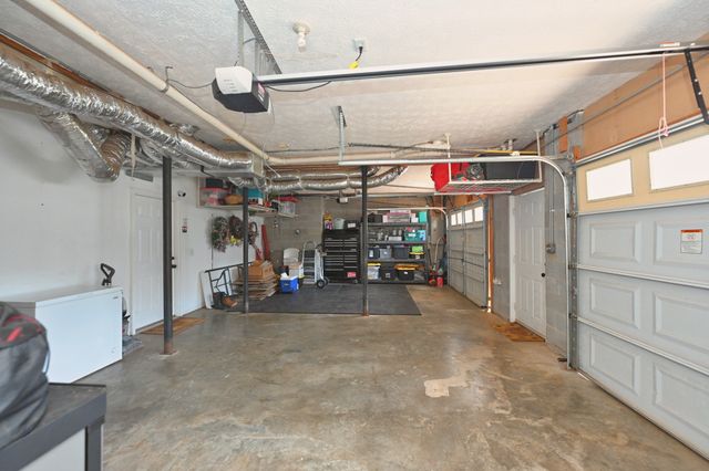 307 Dorris Ct, Hendersonville, TN 37075