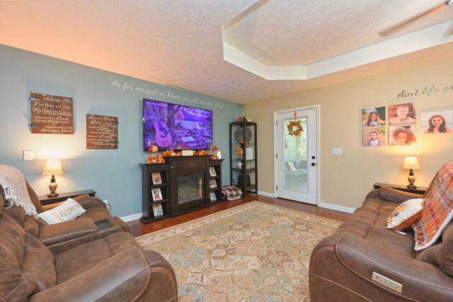 307 Dorris Ct, Hendersonville, TN 37075