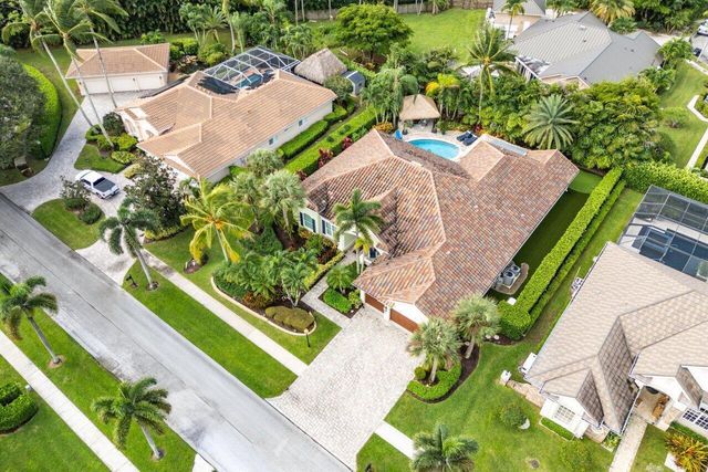 19060 SE KOKOMO Lane N, Jupiter, FL 33458