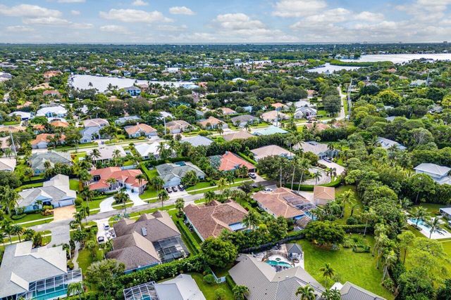 19060 SE KOKOMO Lane N, Jupiter, FL 33458