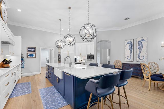 19060 SE KOKOMO Lane N, Jupiter, FL 33458
