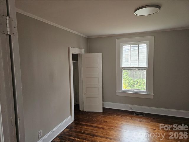 515 26th Street SW, Hickory, NC 28602