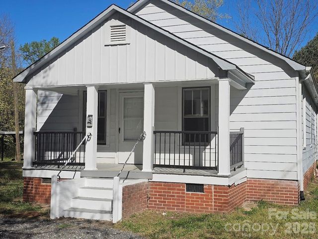 515 26th Street SW, Hickory, NC 28602