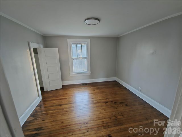 515 26th Street SW, Hickory, NC 28602