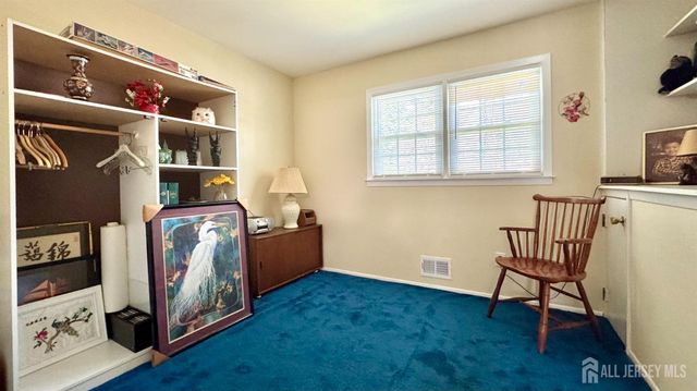 9 Highpoint Drive, Edison, NJ 08820