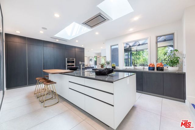 4620 Rubio Avenue, Encino, CA 91436