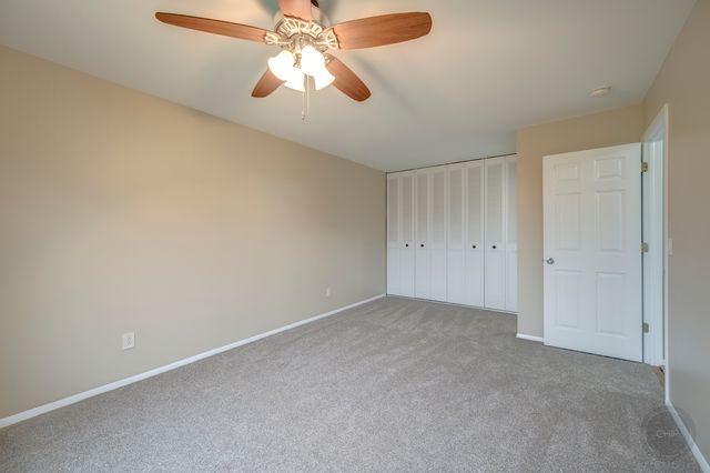 46 Ingleshire Road, Montgomery, IL 60538