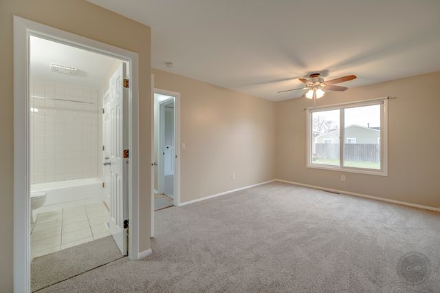 46 Ingleshire Road, Montgomery, IL 60538