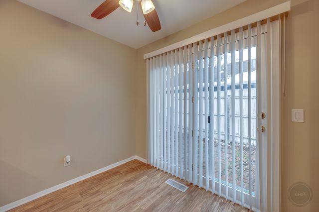 46 Ingleshire Road, Montgomery, IL 60538