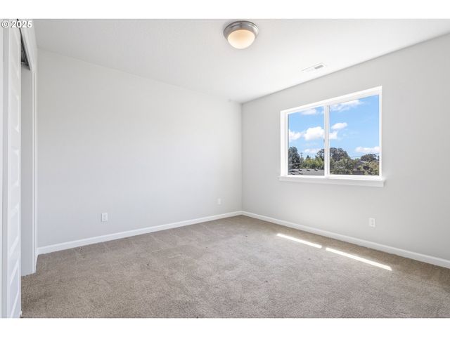 18600 Sw BLUEBIRD Ln, Beaverton, OR 97003