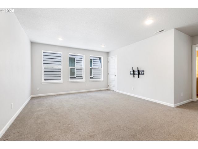 18600 Sw BLUEBIRD Ln, Beaverton, OR 97003